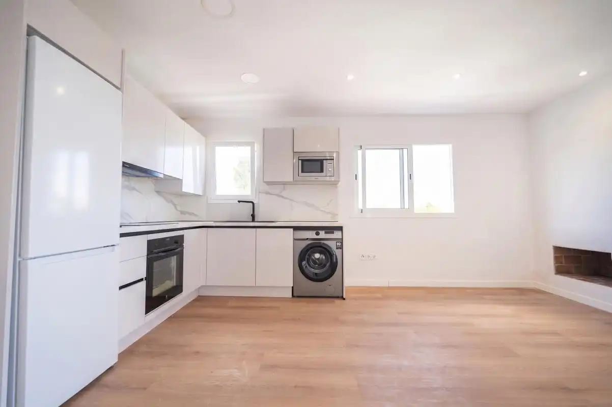Küche von Wohnung zum Verkauf in Sant Josep de sa Talaia mit Heizung, Terrasse und Balkon