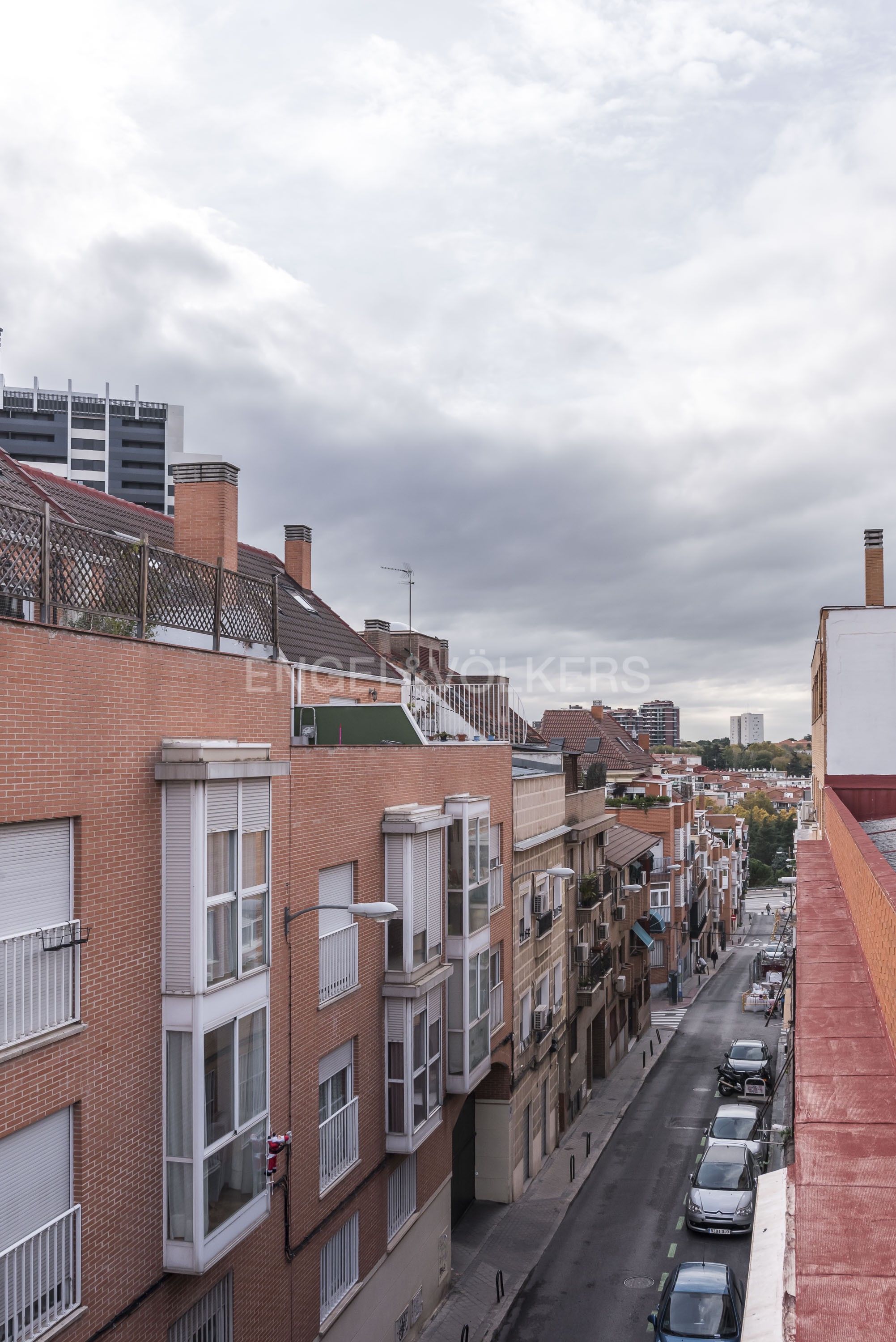 Vista exterior de Estudi en venda en  Madrid Capital amb Aire condicionat, Calefacció i Traster