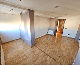 Bedroom of Flat for sale in Alcobendas  with Air Conditioner, Heating and Storage room