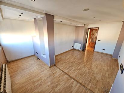 Bedroom of Flat for sale in Alcobendas  with Air Conditioner, Heating and Storage room