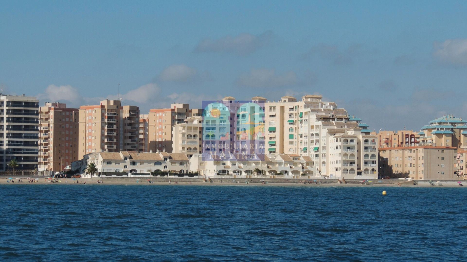 Vista exterior de Casa o xalet en venda en La Manga del Mar Menor amb Aire condicionat, Calefacció i Terrassa