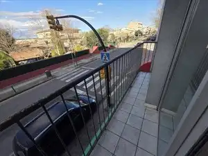 Vista exterior de Piso en venta en Celrà con Terraza y Balcón