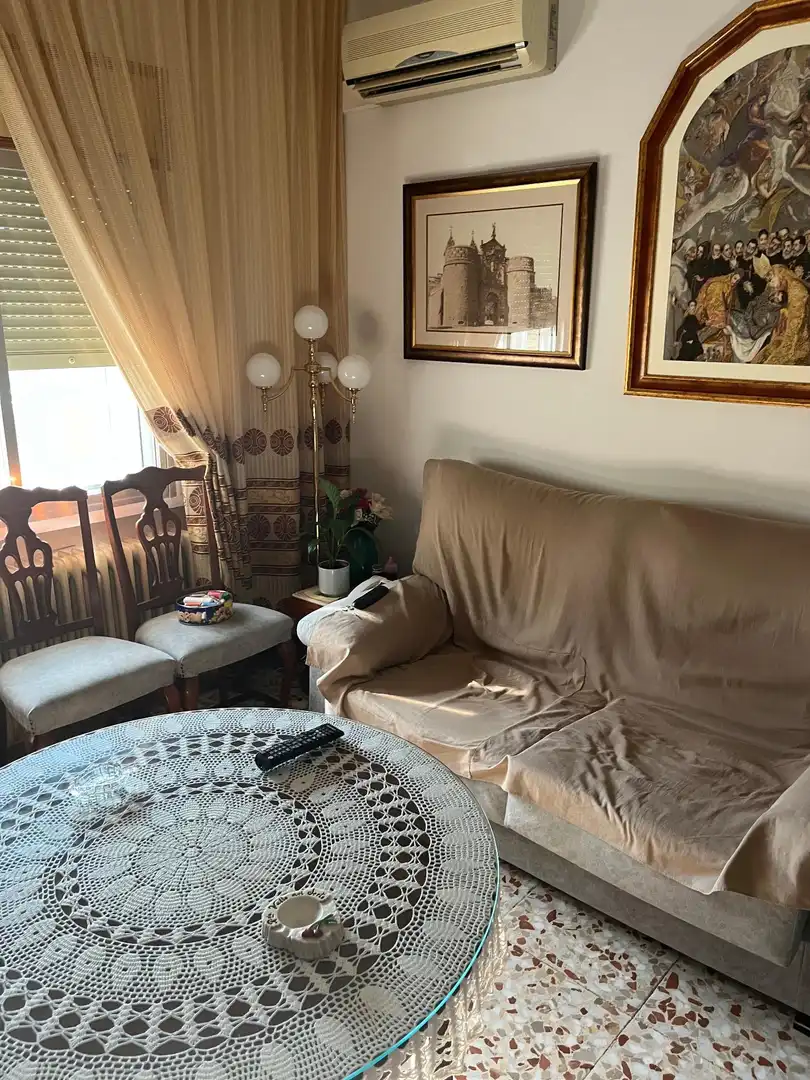 Sala de estar de Casa o chalet en venta en Toledo con Jardín privado, Trastero y Amueblado