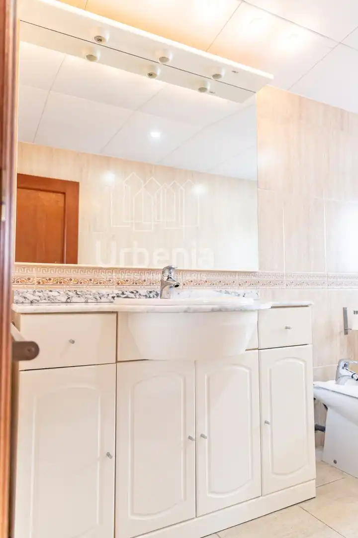 Badezimmer von Haus oder Chalet zum Verkauf in Argentona mit Privatgarten, Abstellraum und Schwimmbad