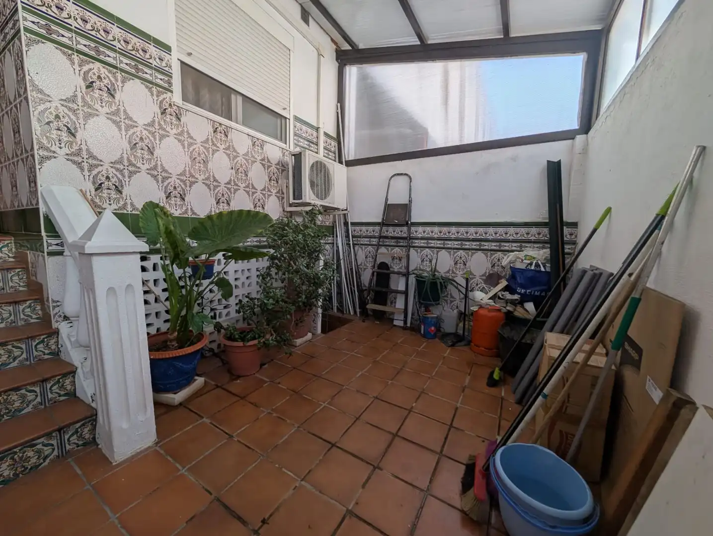 Terraza de Casa adosada en venta en Aljaraque con Aire acondicionado y Piscina comunitaria