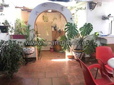 House for sale in Baena