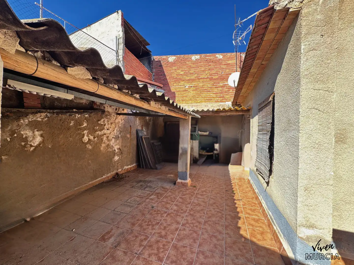 Vista exterior de Casa o xalet en venda en Archena amb Aire condicionat, Terrassa i Traster