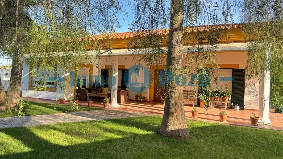 Detached house for sale in Almendralejo