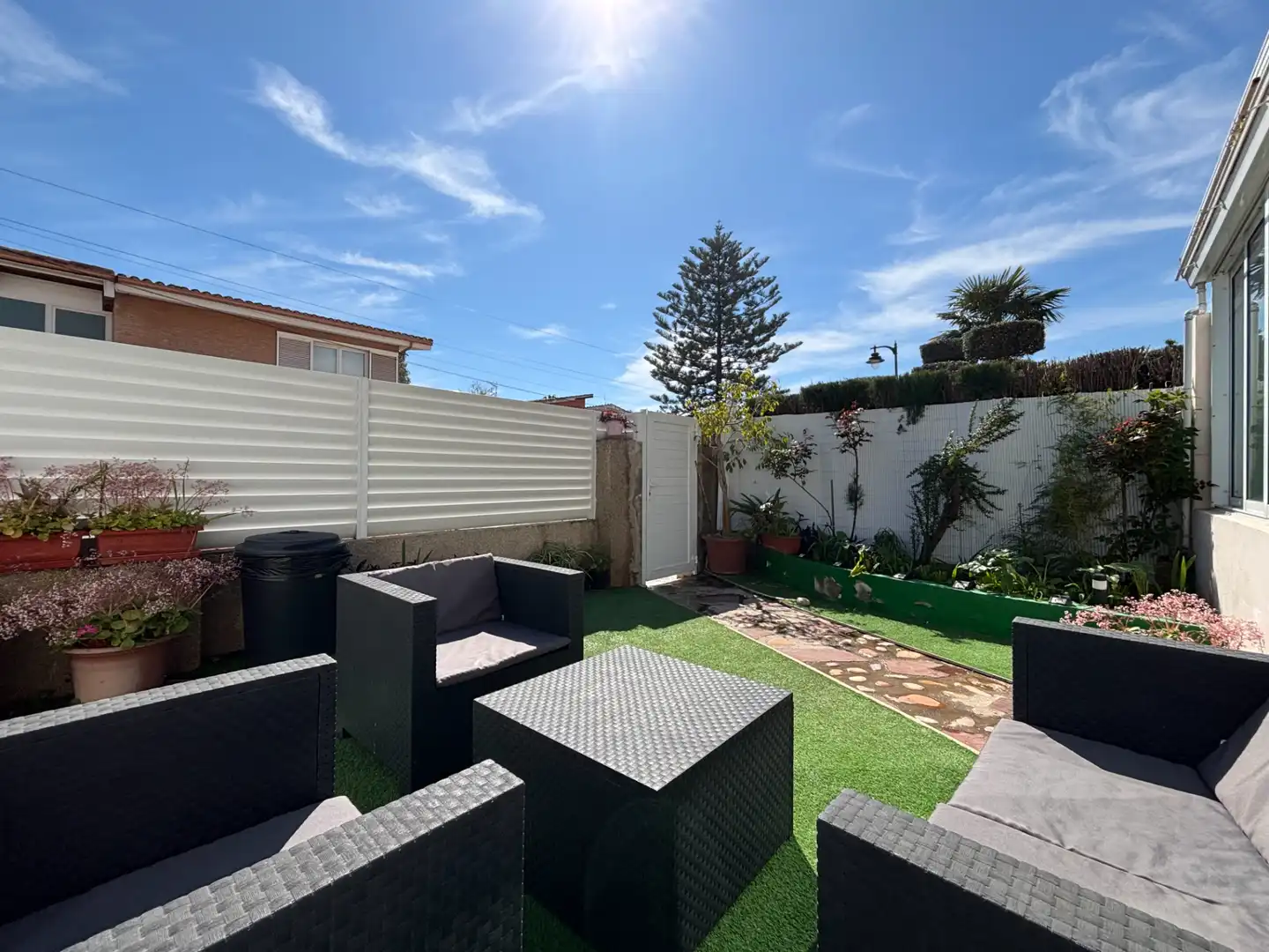 Detached homes for sale in Carrer Zarauz, El Grao