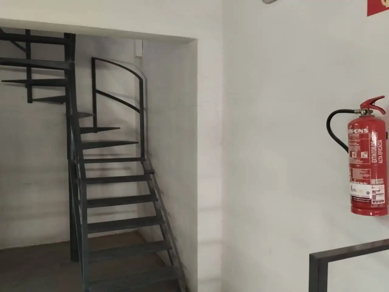 Nave industrial en venta en Alaquàs con Calefacción