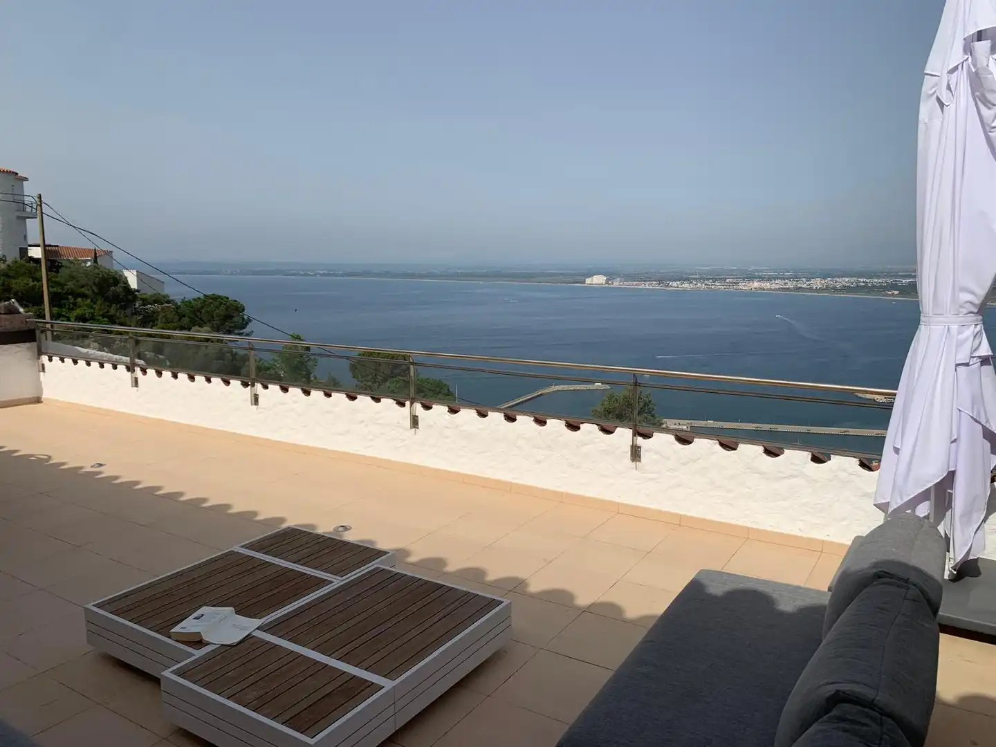 Terraza de Dúplex en venta en Roses con Terraza, Piscina y Horno