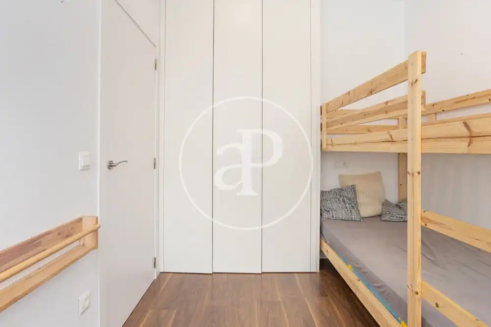 Habitación de Piso de alquiler en Valencia con Aire acondicionado, Calefacción y Amueblado