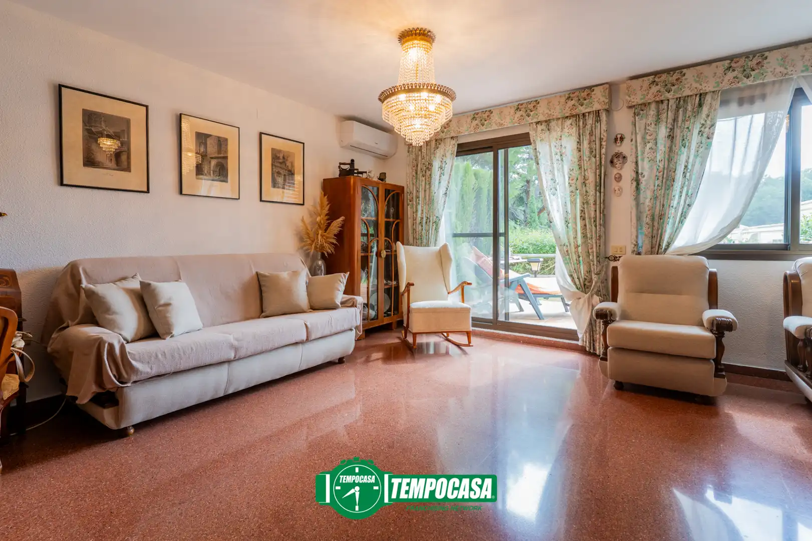 Casa a schiera con terrazza in vendita a Avinguda Guillem Tatay, imagen 26