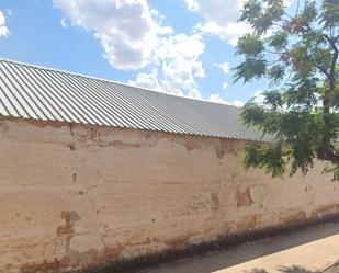 Vista exterior de Terreny industrial en venda en Malagón