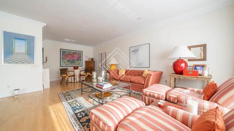 Foto 5 de Piso en venta en Fuentelarreina,  Madrid Capital