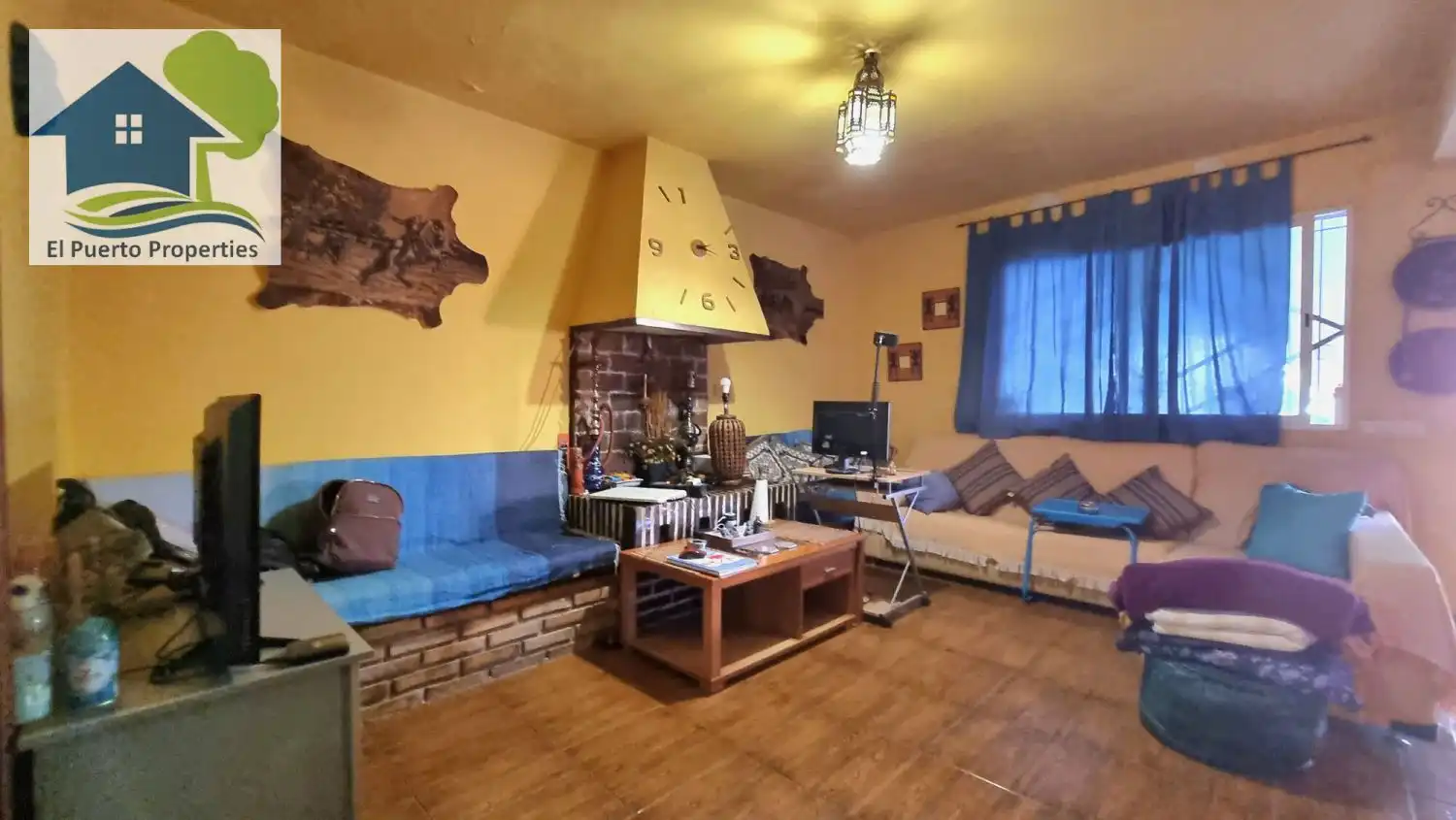 Sala d'estar de Casa o xalet en venda en El Puerto de Santa María amb Aire condicionat, Calefacció i Jardí privat