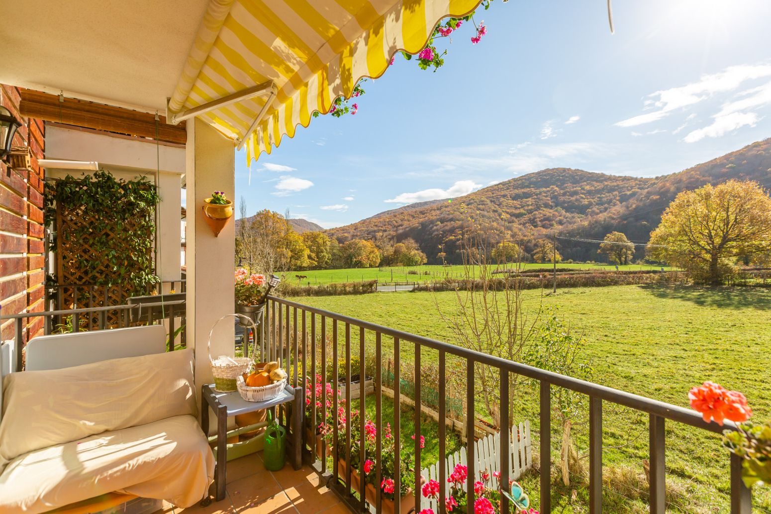 Terrace of Flat for sale in Basaburua  with Heating, Private garden and Parquet flooring