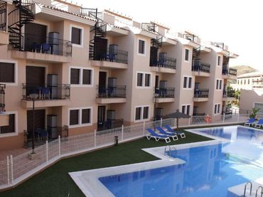 Piso de obra nueva con piscina en venta en Las Majadas-Las Molinetas-Labradorcico