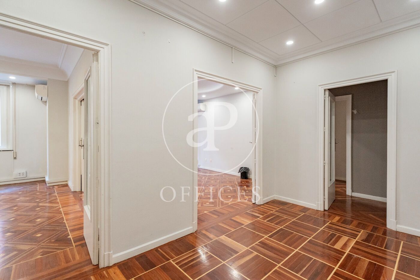 Office to rent in  Madrid Capital  with Air Conditioner