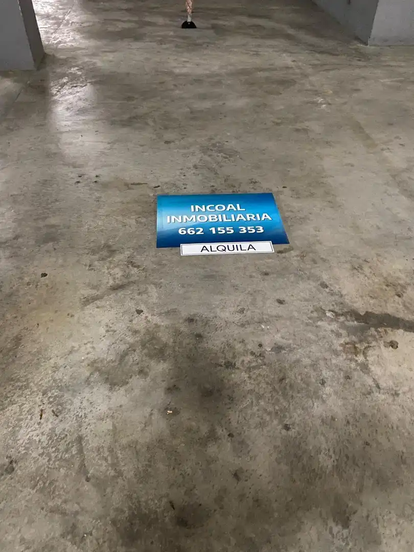 Individuel à louer à Albaida