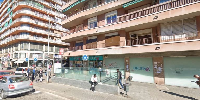 Local en venta en Artigues, Artigues - Llefià