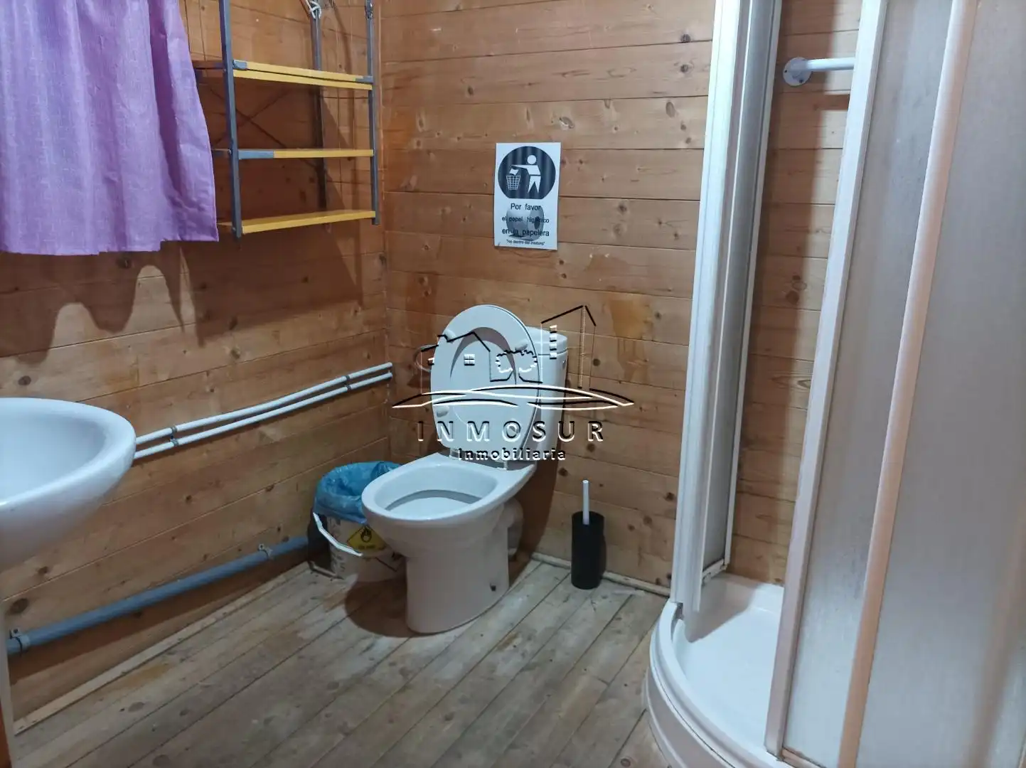 Bany de Casa o xalet en venda en Lucena amb Piscina i Moblat
