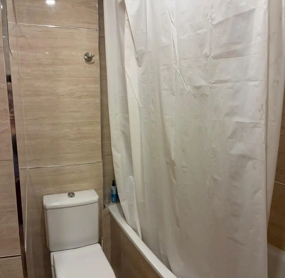 Baño de Ático en venta en Torrent con Aire acondicionado, Calefacción y Jardín privado