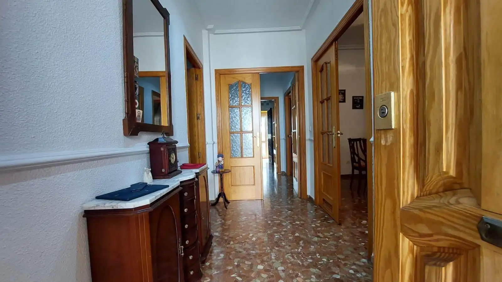 Casa adosada en venda en Córdoba amb Aire condicionat, Terrassa i Traster