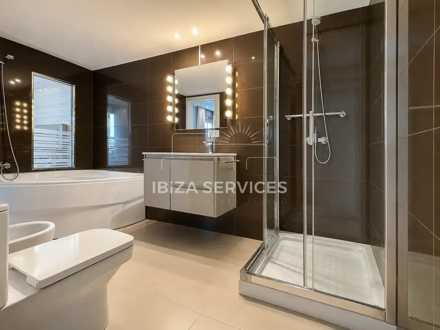 Bathroom of Houses for sale in Eivissa  with Air Conditioner and Swimming Pool