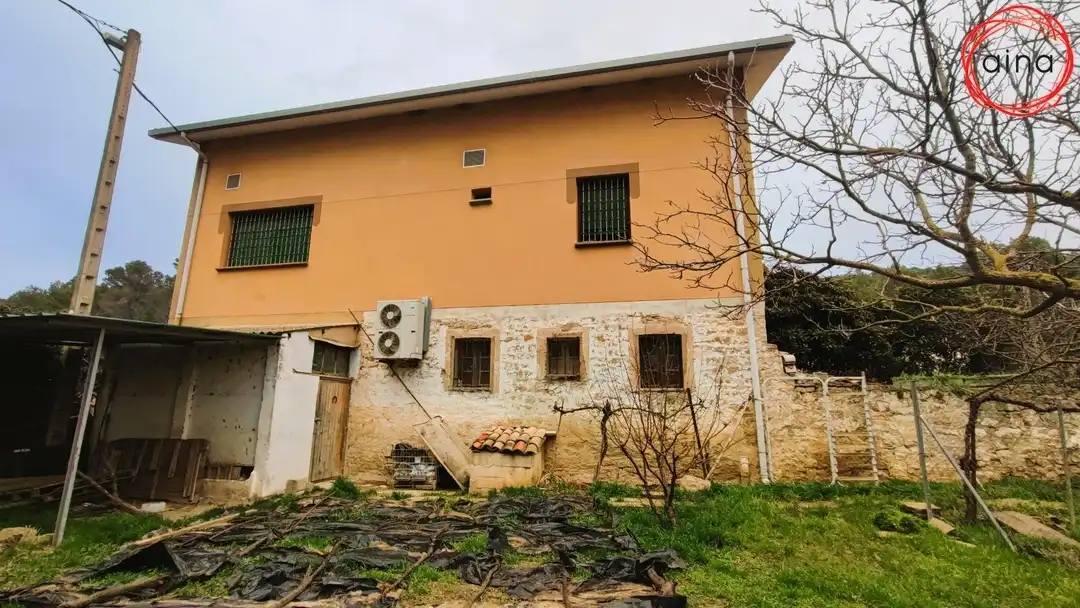 Vista exterior de Casa o xalet en venda en Pueyo / Puiu amb Aire condicionat, Calefacció i Jardí privat