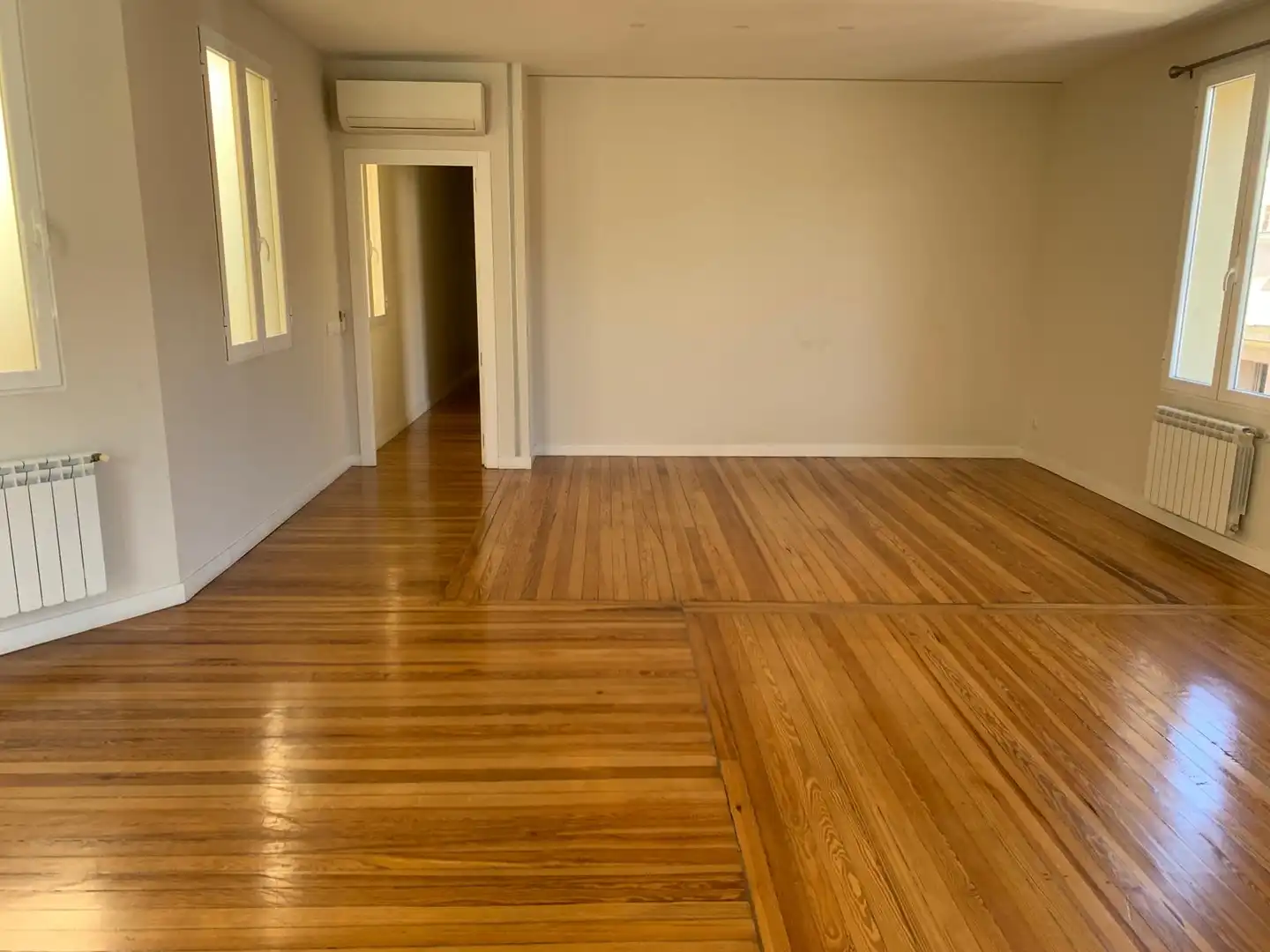 Attic for rent in Madrid  with Air Conditioner, Heating and Parquet flooring