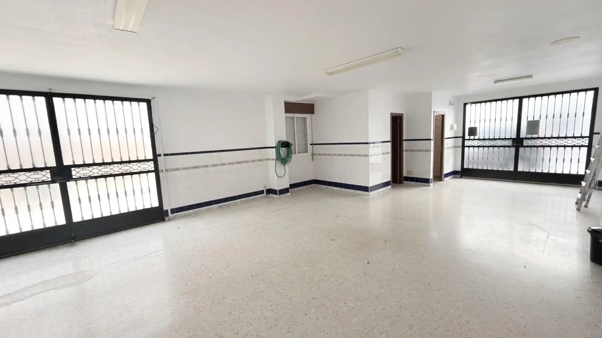 Casa adosada en venta en Moguer con Terraza