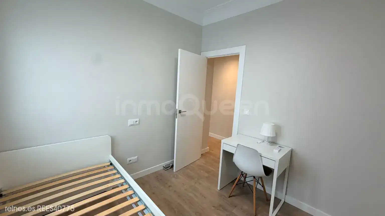 Habitación de Piso de alquiler en Zaragoza con Calefacción y Amueblado