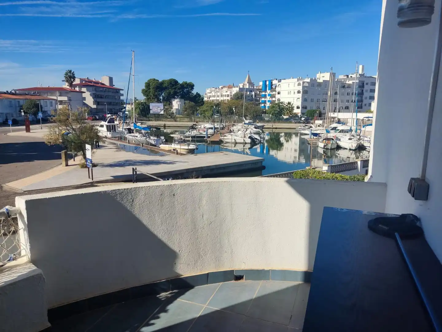 Piso en venta en Roses con Jardín privado, Terraza y Amueblado