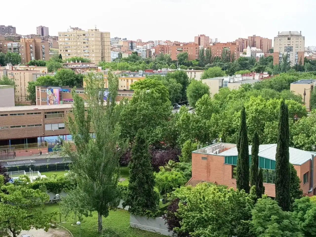 Vista exterior de Piso en venta en Madrid con Aire acondicionado, Calefacción y Jardín privado