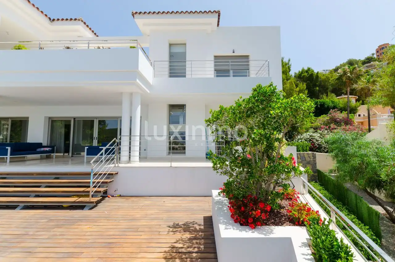 Exterior view of Houses for rent in Altea Hills
