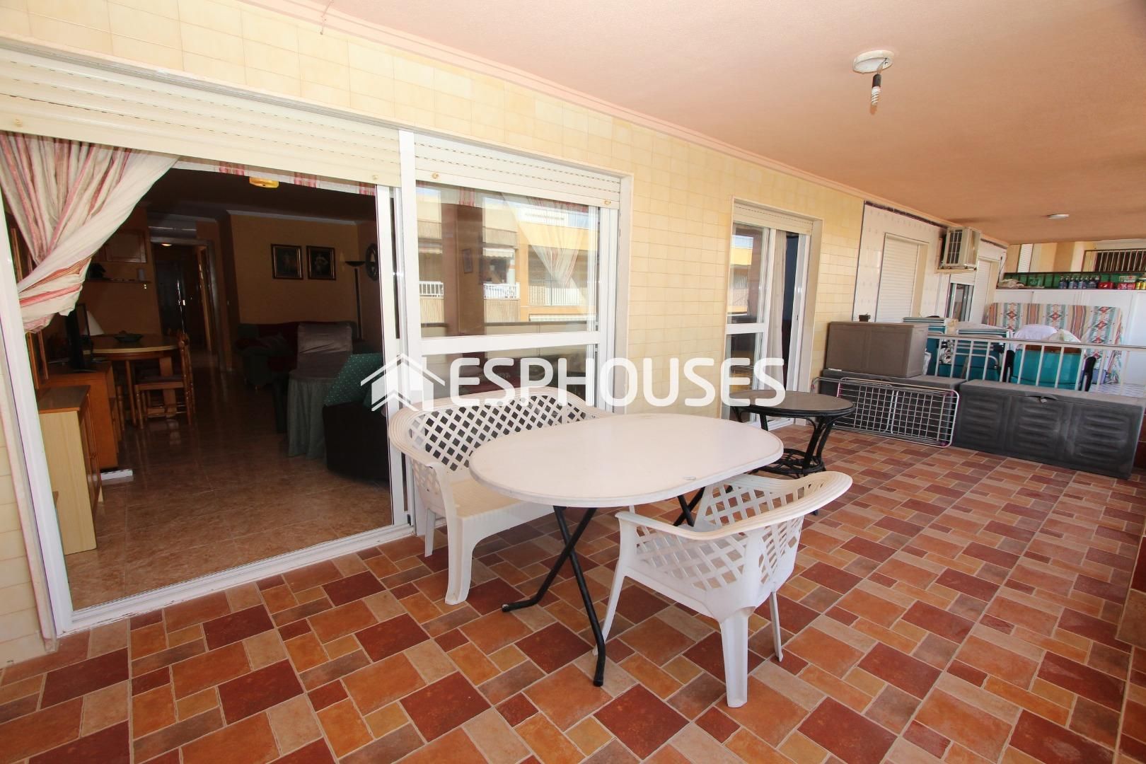 Terrace of Flat for sale in Guardamar del Segura  with Air Conditioner, Terrace and Furnished