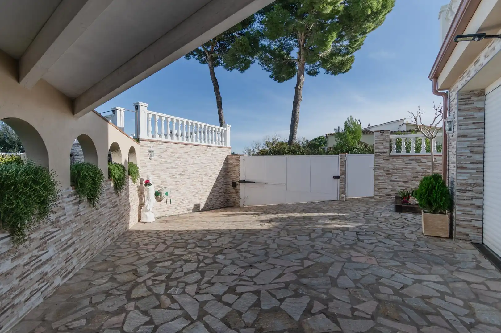 Casa a schiera con terrazza in vendita a Carrer de Girona, imagen 8