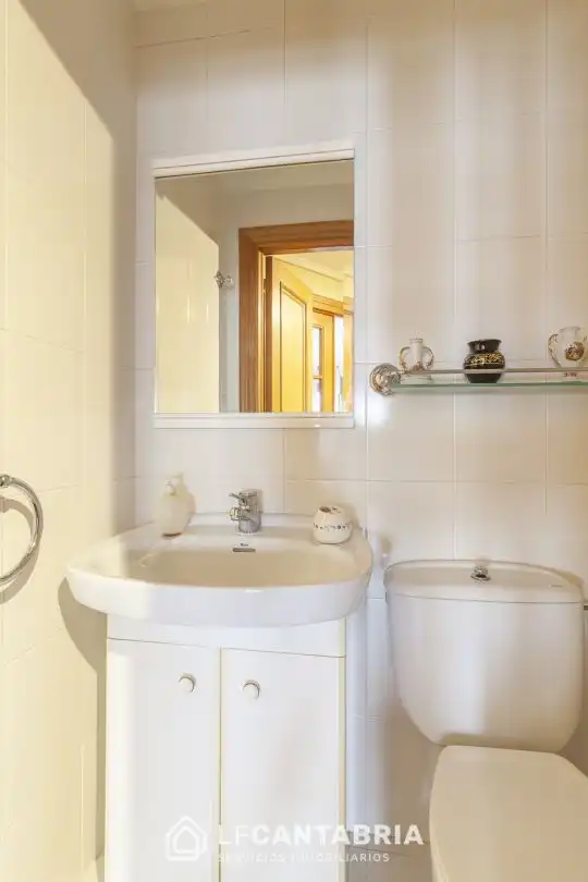 Baño de Dúplex en venta en Santander con Calefacción y Terraza