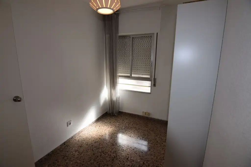 Habitación de Apartamento en venta en Molina de Segura con Amueblado y Balcón
