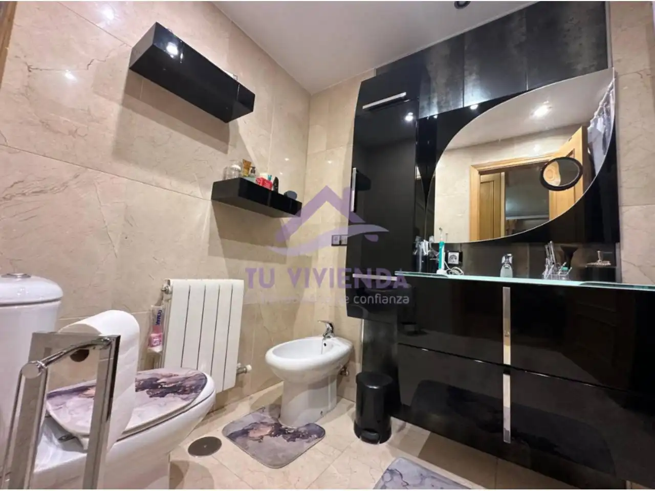 Bathroom of Attic for sale in Valladolid  with Heating, Parquet flooring and Terrace
