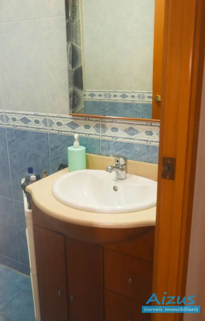 Bathroom of Flat for sale in Ripollet  with Air Conditioner, Heating and Oven
