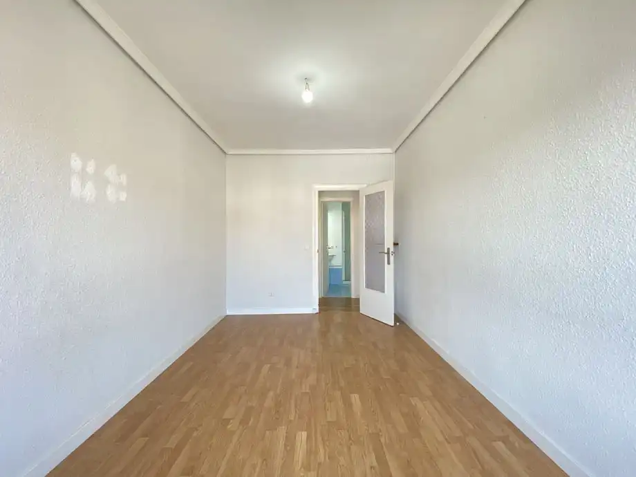 Piso en venta en Vitoria - Gasteiz con Calefacción, Parquet y Terraza