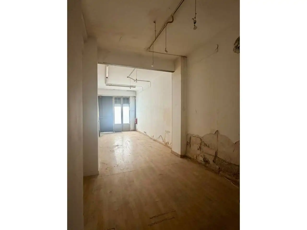 Local comercial en venda a Calle Trilla, imagen 2