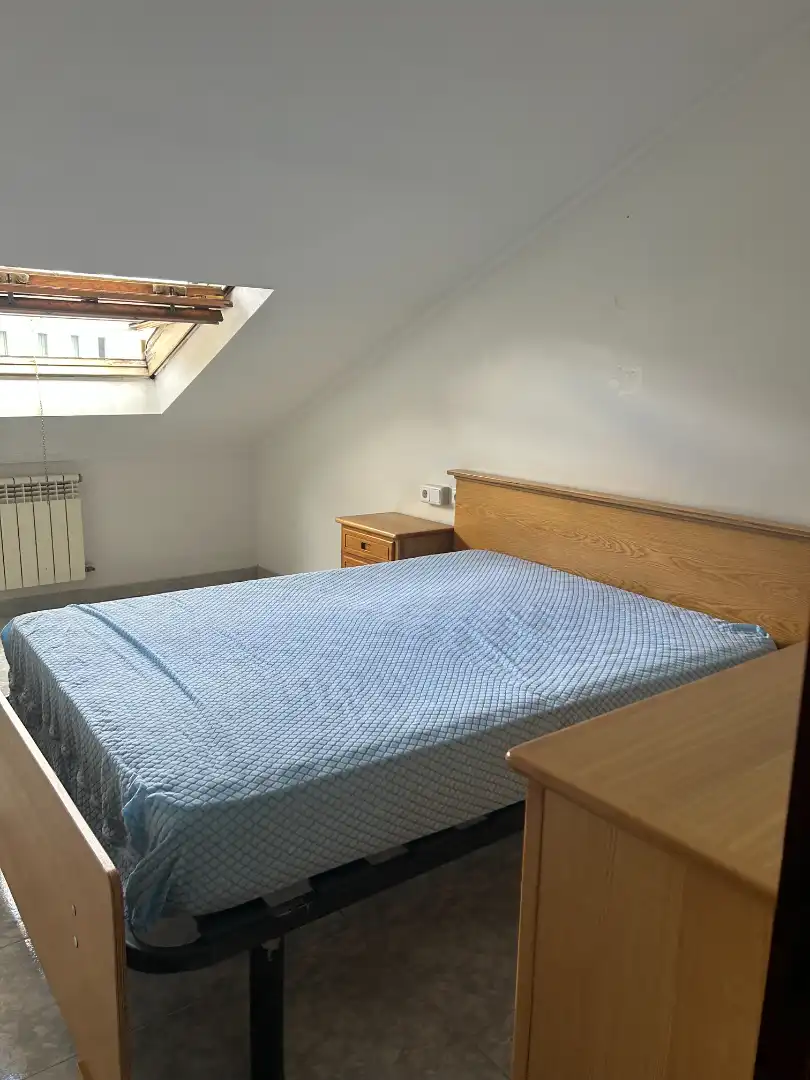 Bedroom of Flat for rent in Santiago de Compostela   with Furnished