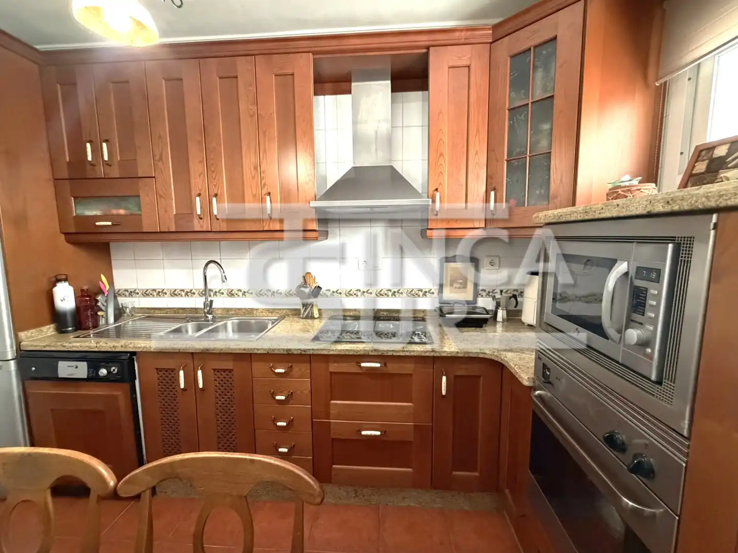 Cocina de Casa adosada en venta en Roquetas de Mar con Aire acondicionado, Calefacción y Terraza