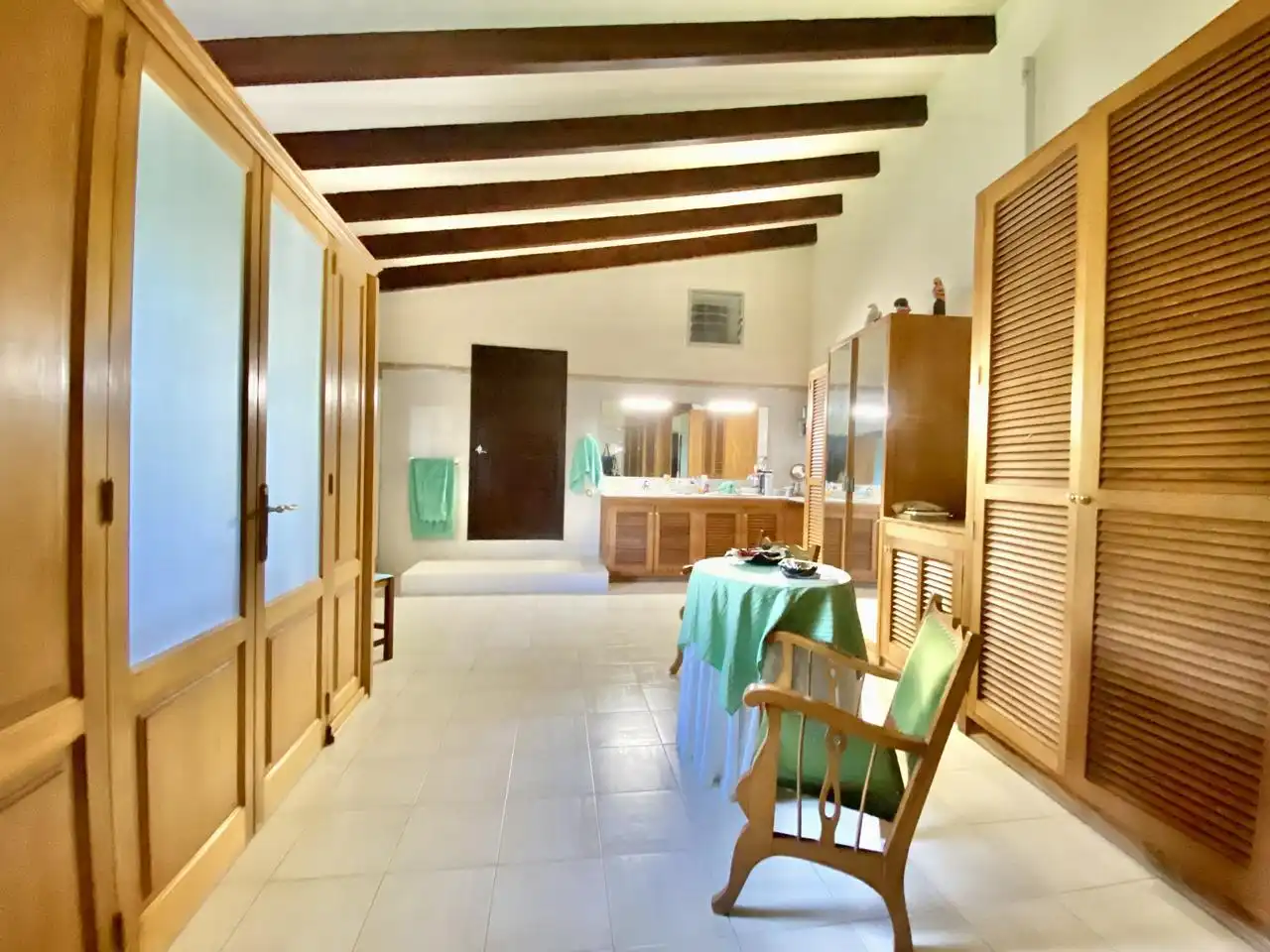 Badezimmer von Haus oder Chalet zum Verkauf in  Palma de Mallorca mit Privatgarten, Terrasse und Abstellraum