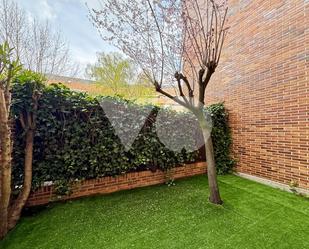 Jardí de Planta baixa de lloguer en Majadahonda amb Terrassa