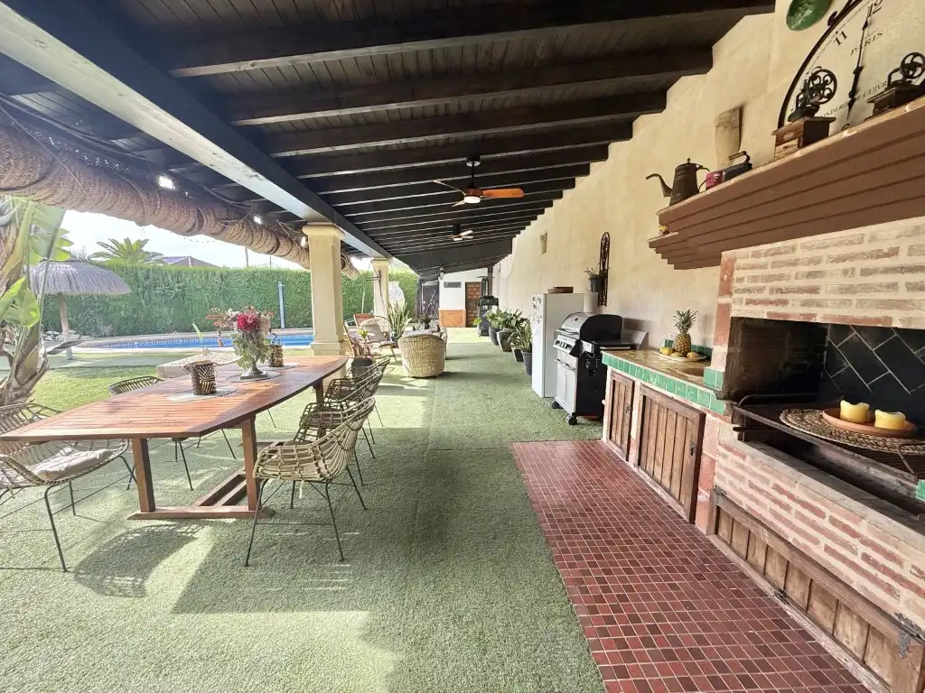 Terraza de Casa o chalet en venta en Carmona con Aire acondicionado y Amueblado