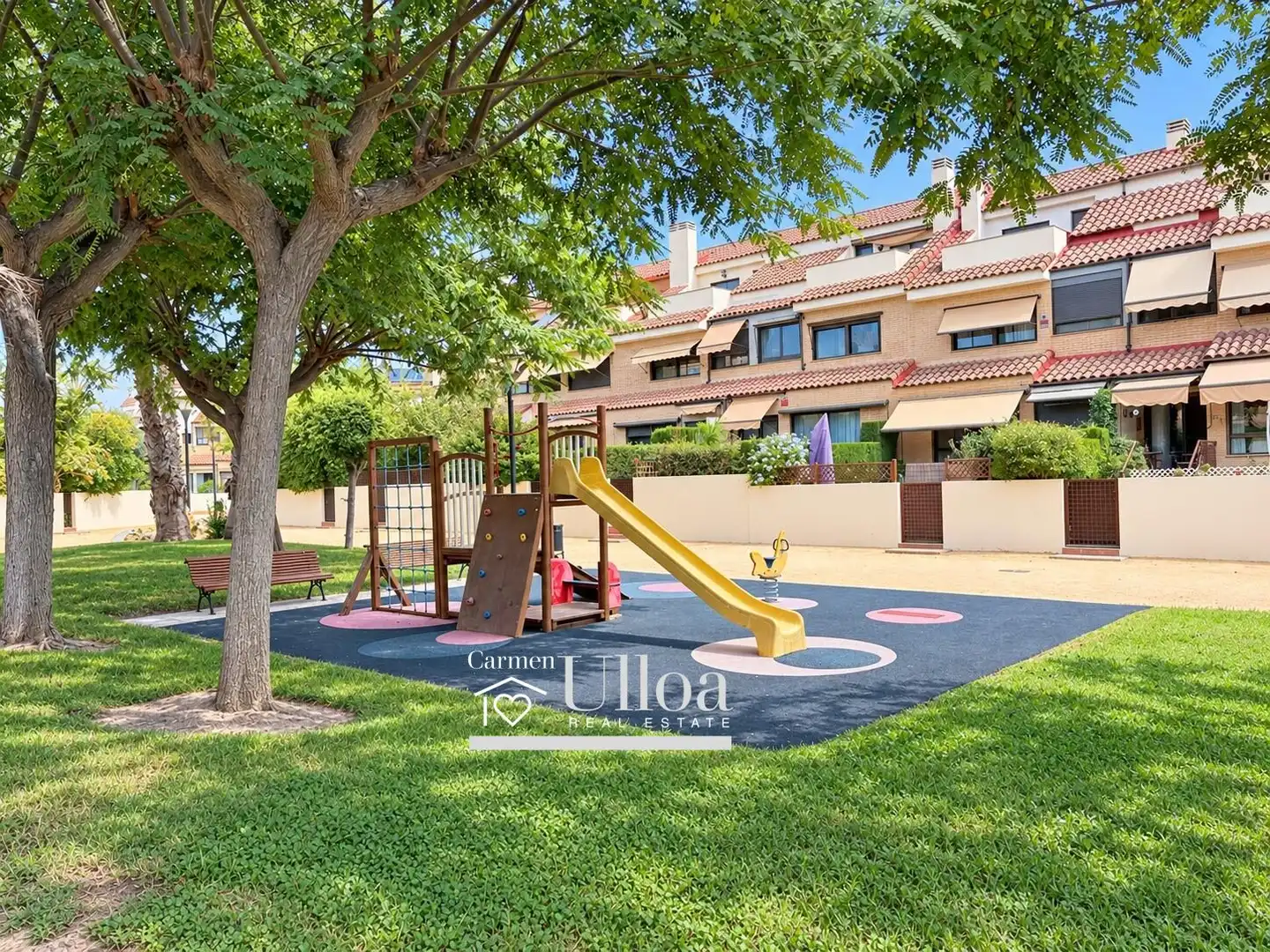 Vista exterior de Casa o chalet en venta en Alicante / Alacant con Aire acondicionado, Calefacción y Jardín privado